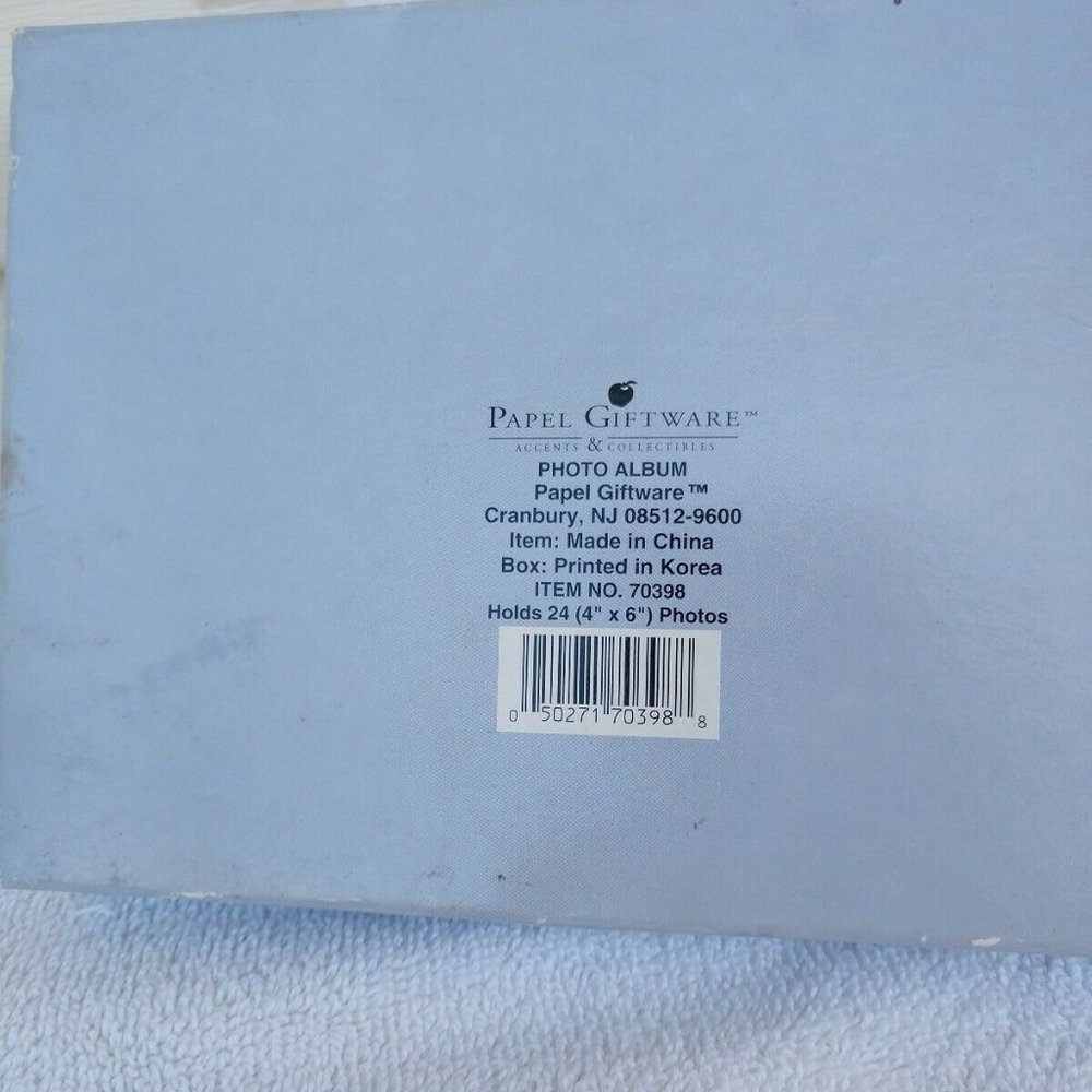 FREE WITH BUNDLE oy buy $5.00 🩷WEDDING INVITATIONS/BRIDAL BRAG BOOK NEW - Picture 7 of 9